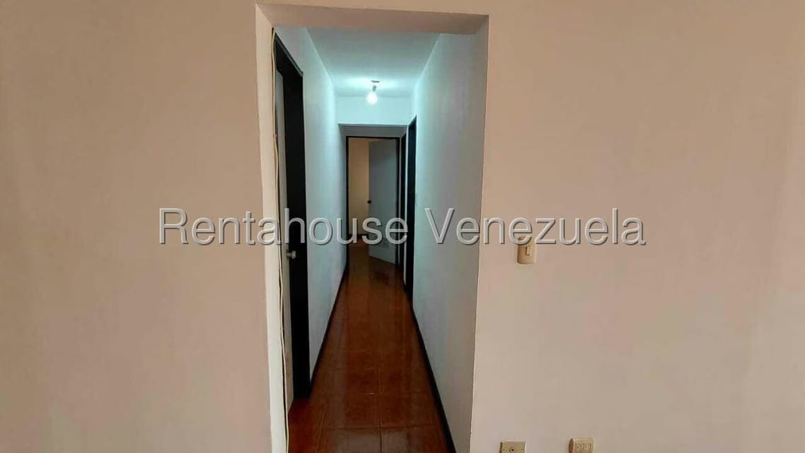 Apartamento (1 Nivel) en Alquiler en Bello Monte, Distrito Metropolitano - 17