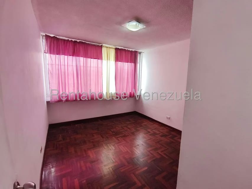 Apartamento (1 Nivel) en Alquiler en Bello Monte, Distrito Metropolitano - 20
