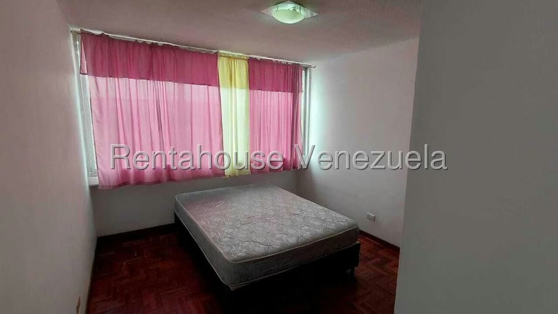 Apartamento (1 Nivel) en Alquiler en Bello Monte, Distrito Metropolitano - 22
