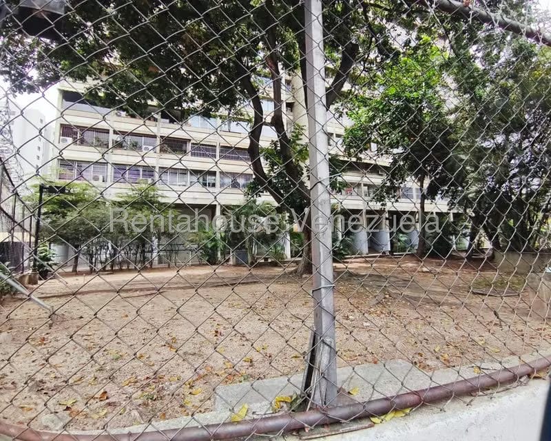 Apartamento (1 Nivel) en Alquiler en Bello Monte, Distrito Metropolitano - 31