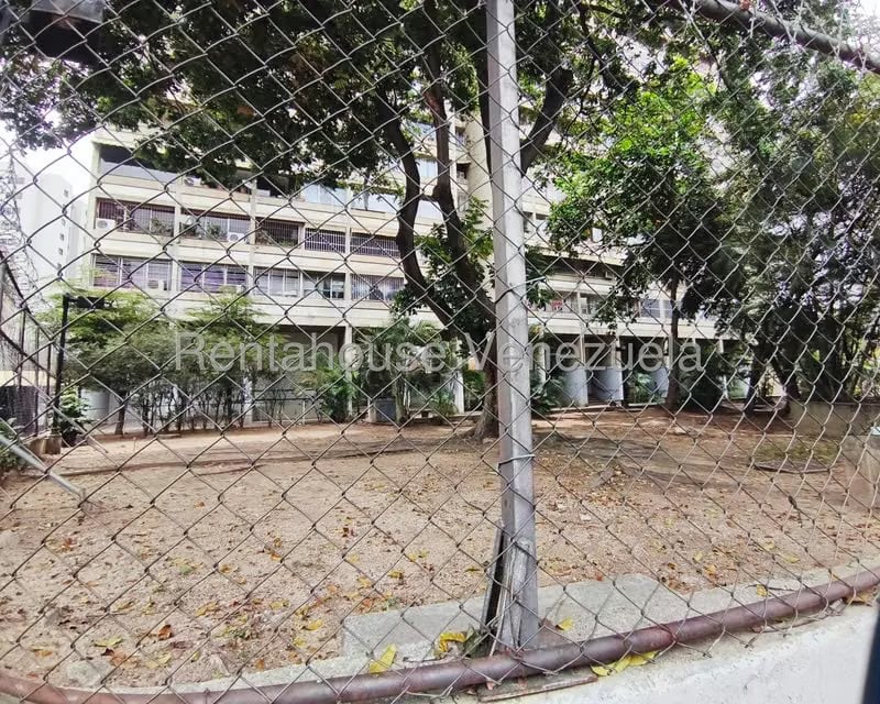 Apartamento (1 Nivel) en Alquiler en Bello Monte, Distrito Metropolitano - 31