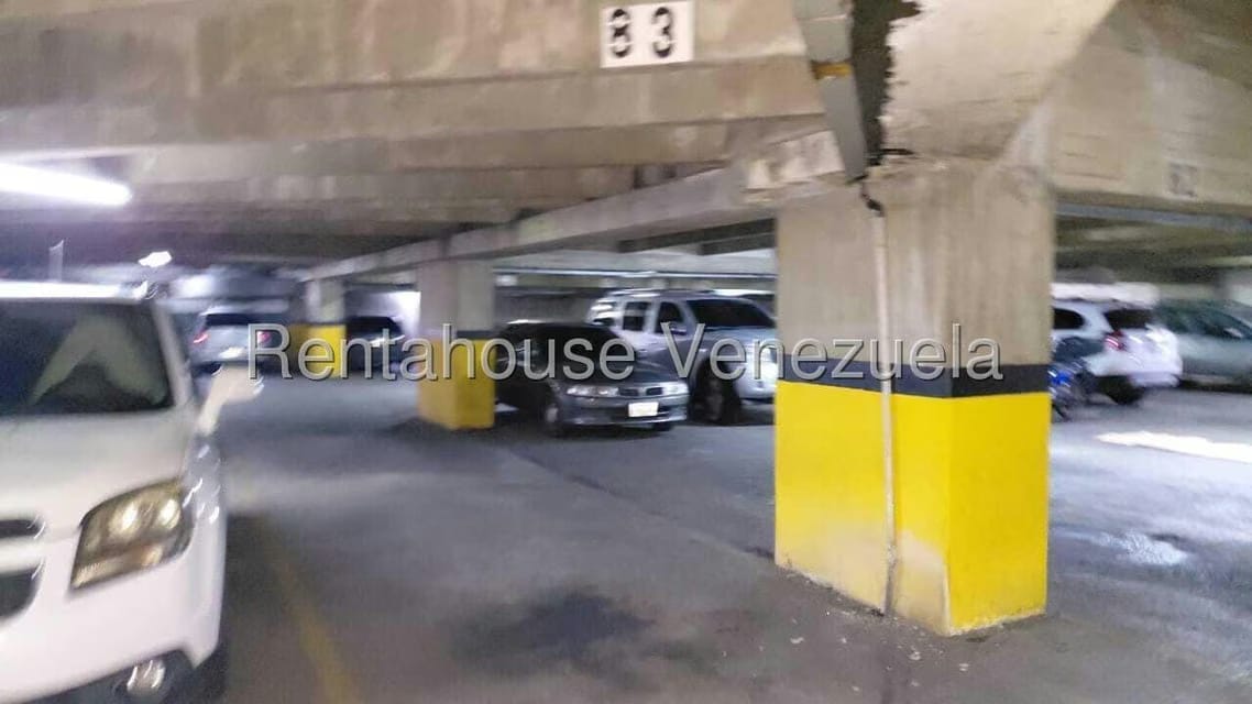Apartamento (1 Nivel) en Alquiler en Bello Monte, Distrito Metropolitano - 32