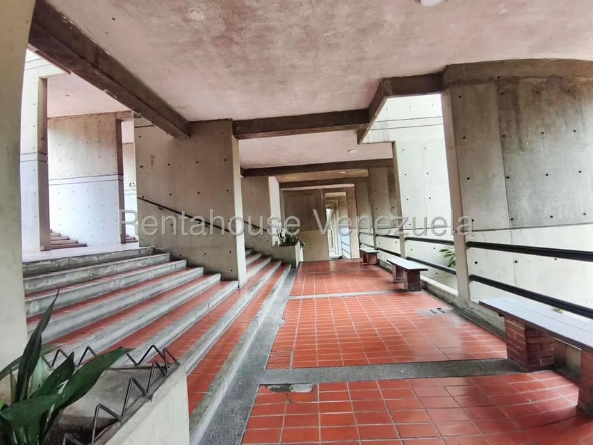 Apartamento (1 Nivel) en Alquiler en Bello Monte, Distrito Metropolitano - 7