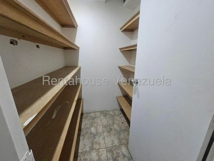 Comercial (Local Comercial) en Venta en El Recreo, Distrito Metropolitano - 15