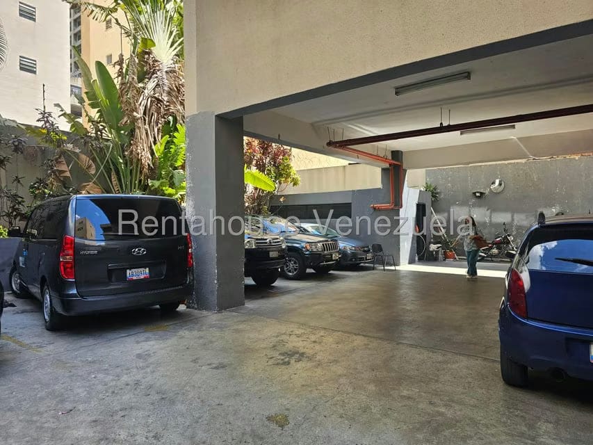 Comercial (Local Comercial) en Venta en El Recreo, Distrito Metropolitano - 21