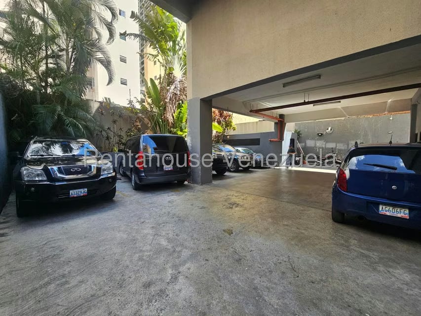 Comercial (Local Comercial) en Venta en El Recreo, Distrito Metropolitano - 22