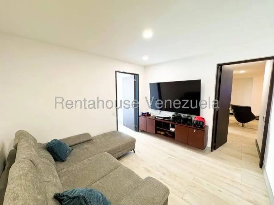 Apartamento en Alquiler en las mesetas de santa rosa de lima Caracas - 4