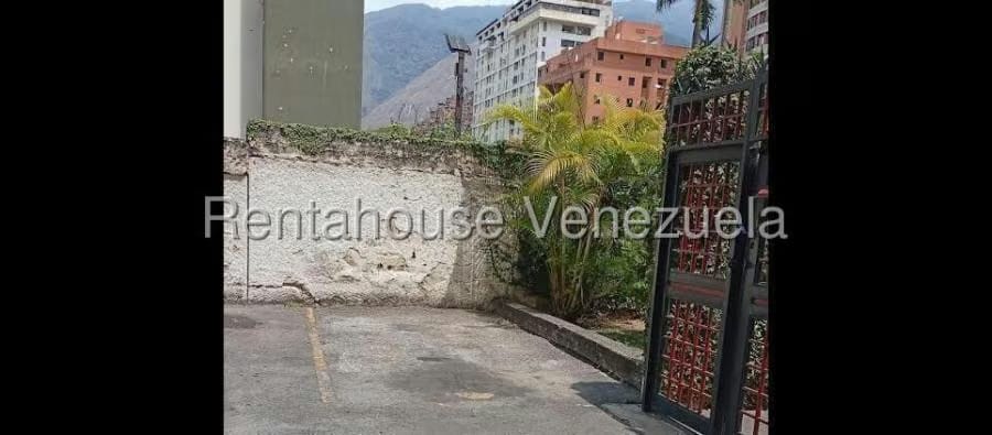 Apartamento en Venta en lomas del avila Caracas - 4