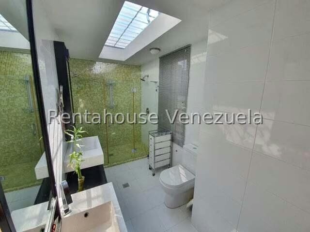 Comercial (Local Comercial) en Venta en El Marques, Distrito Metropolitano - 8