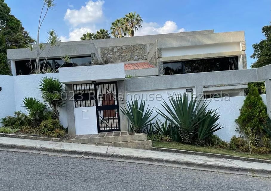 Casa (Multipes Niveles) en Venta en La Lagunita Country Club, Distrito Metropolitano - 2