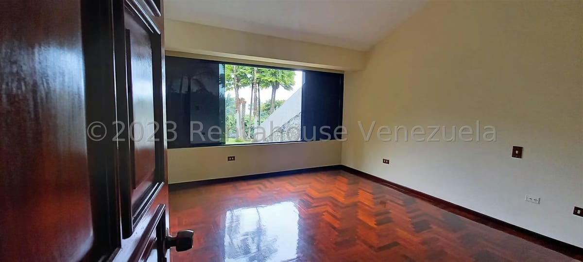 Casa (Multipes Niveles) en Venta en La Lagunita Country Club, Distrito Metropolitano - 19