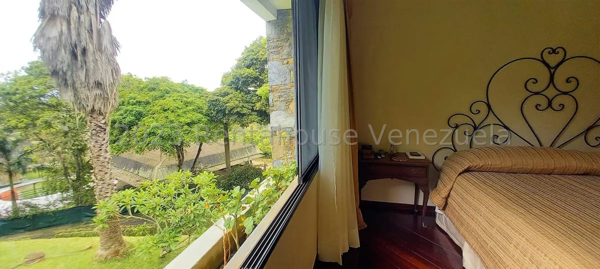 Casa (Multipes Niveles) en Venta en La Lagunita Country Club, Distrito Metropolitano - 27