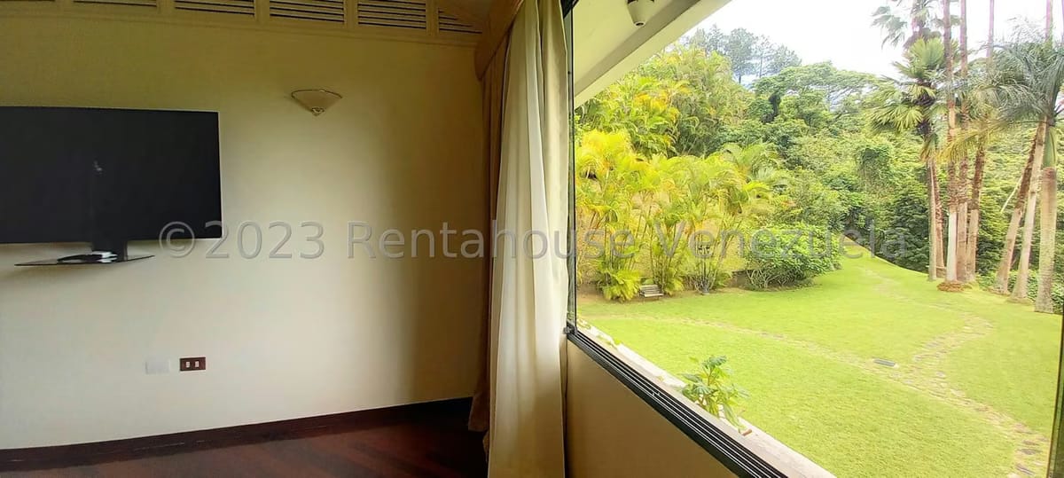 Casa (Multipes Niveles) en Venta en La Lagunita Country Club, Distrito Metropolitano - 28