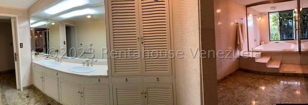 Casa (Multipes Niveles) en Venta en La Lagunita Country Club, Distrito Metropolitano - 30