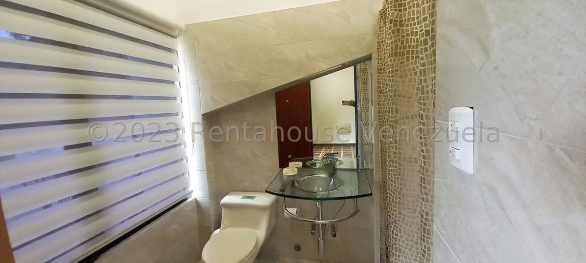 Casa (Multipes Niveles) en Venta en La Lagunita Country Club, Distrito Metropolitano - 37