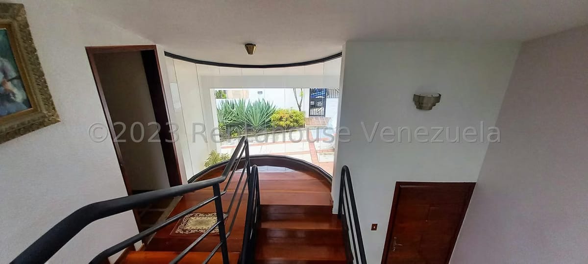 Casa (Multipes Niveles) en Venta en La Lagunita Country Club, Distrito Metropolitano - 9