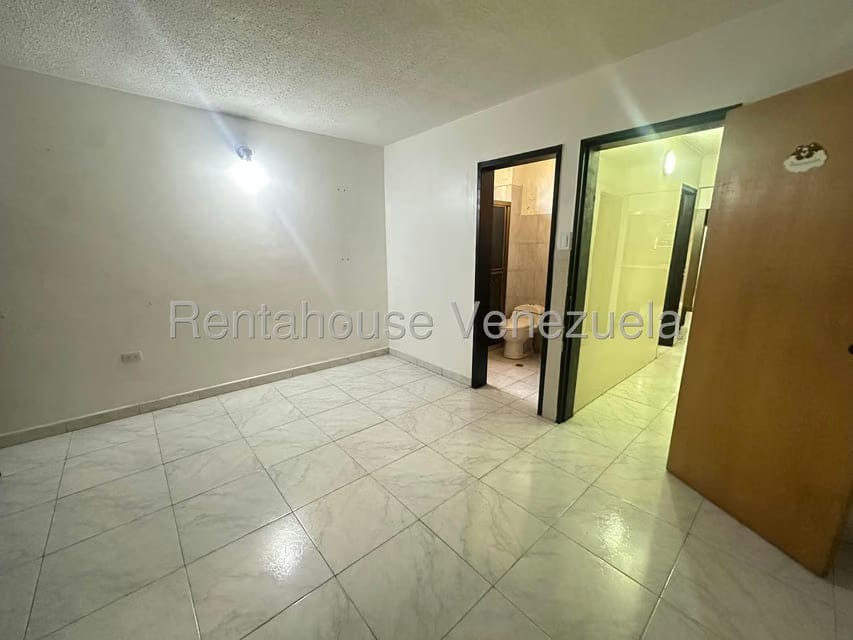 Apartamento (1 Nivel) en Alquiler en Narayola II, Aragua - 14