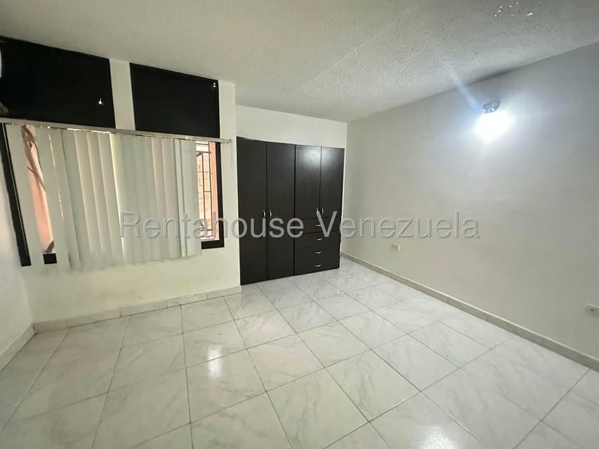 Apartamento (1 Nivel) en Alquiler en Narayola II, Aragua - 15