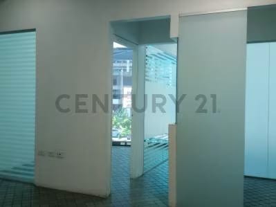 Venta de Local en CC Lido Chacao - 7