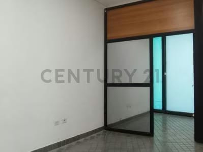 Venta de Local en CC Lido Chacao - 9