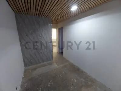 Oficina en obra gris en Alquiler en El Rosal