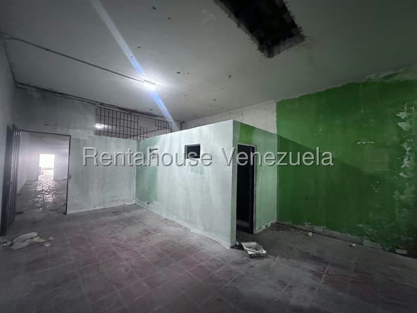 Comercial (Local Comercial) en Alquiler en Parroquia Concepcion, Lara - 16