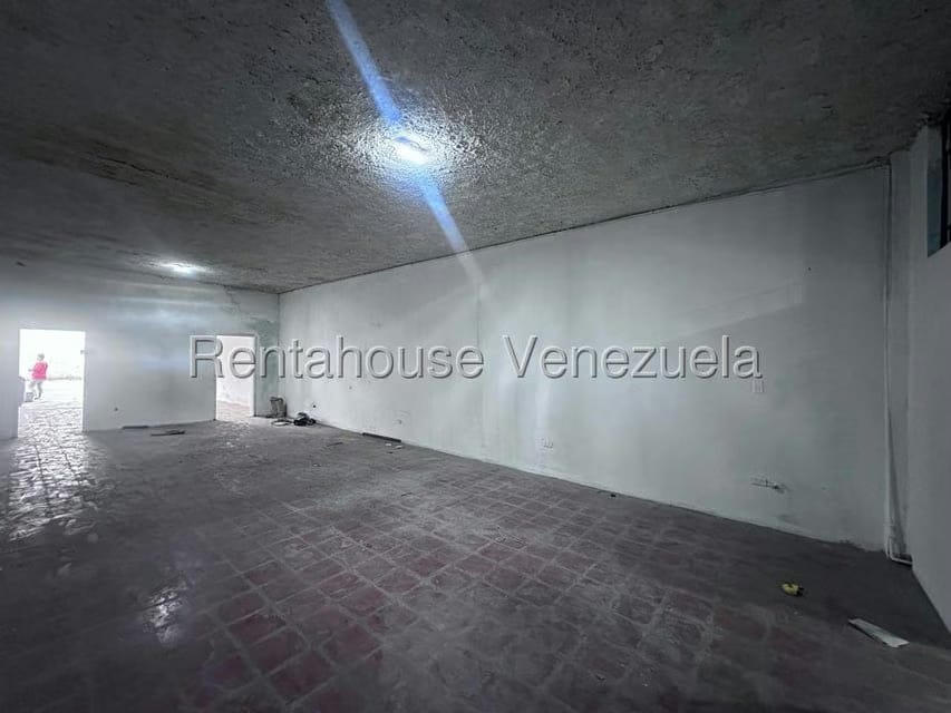 Comercial (Local Comercial) en Alquiler en Parroquia Concepcion, Lara - 18