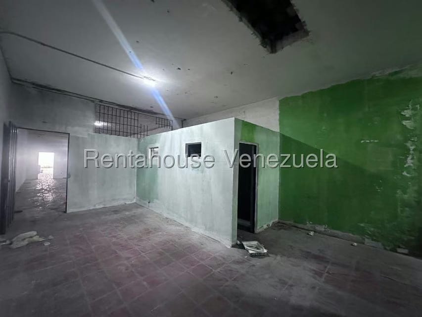 Comercial (Local Comercial) en Alquiler en Parroquia Concepcion, Lara - 38