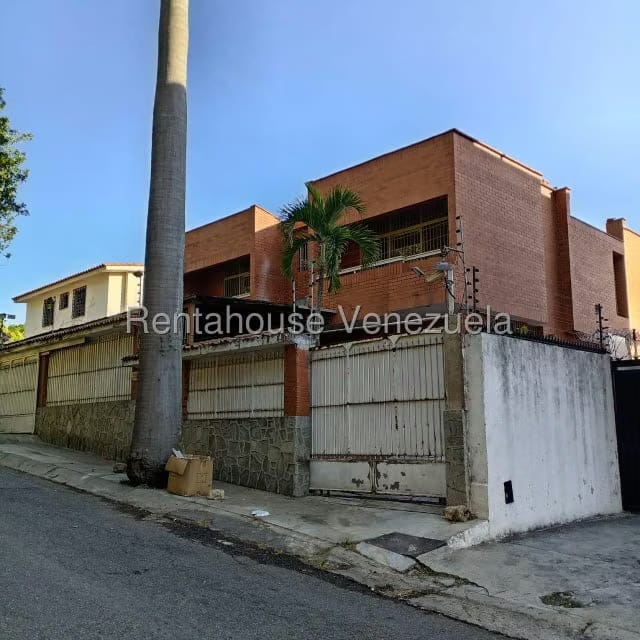 Casa (Multipes Niveles) en Venta en La Trinidad, Distrito Metropolitano