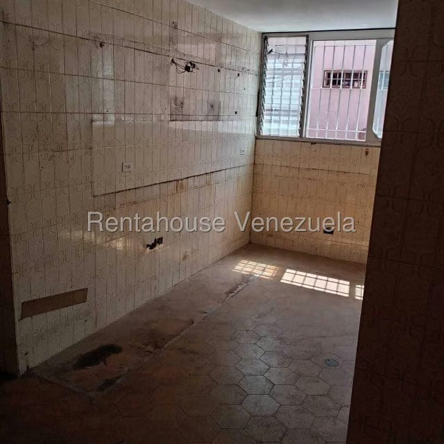Casa (Multipes Niveles) en Venta en La Trinidad, Distrito Metropolitano - 11