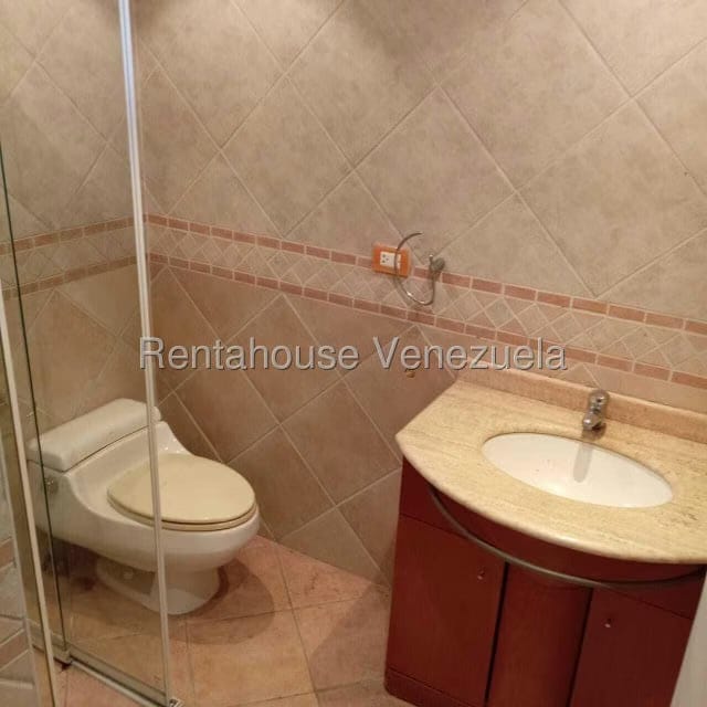 Casa (Multipes Niveles) en Venta en La Trinidad, Distrito Metropolitano - 26