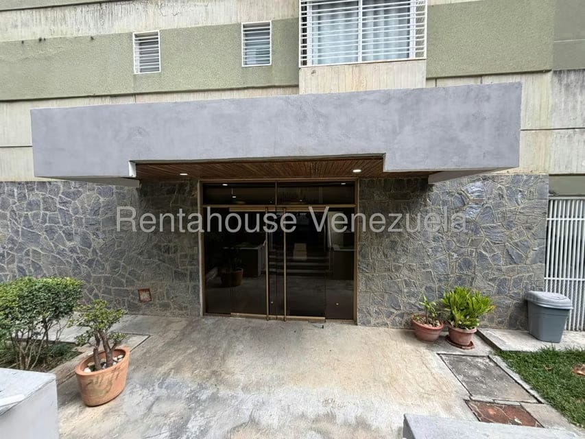 Apartamento (1 Nivel) en Venta en Los Naranjos del Cafetal, Distrito Metropolitano - 2