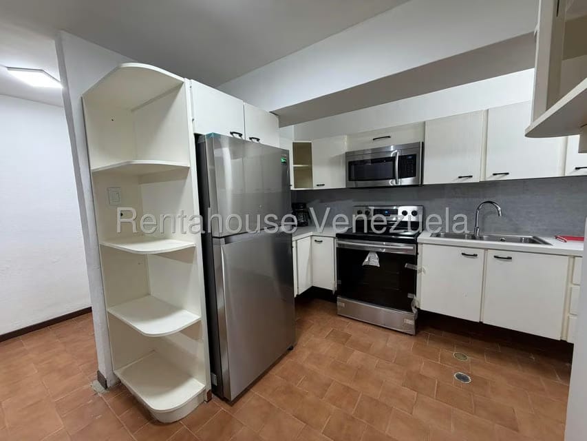 Apartamento (1 Nivel) en Venta en Los Naranjos del Cafetal, Distrito Metropolitano - 11
