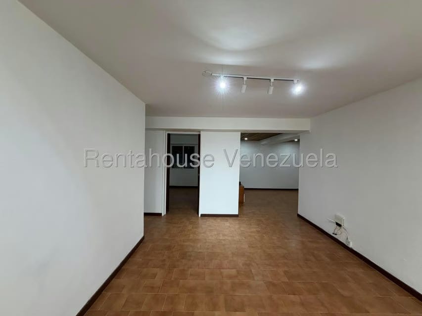 Apartamento (1 Nivel) en Venta en Los Naranjos del Cafetal, Distrito Metropolitano - 18