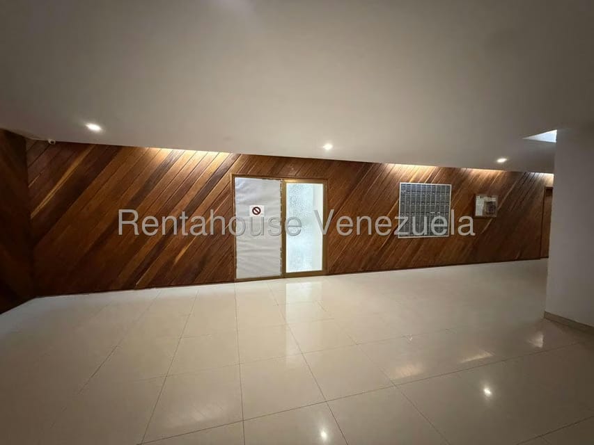 Apartamento (1 Nivel) en Venta en Los Naranjos del Cafetal, Distrito Metropolitano - 3
