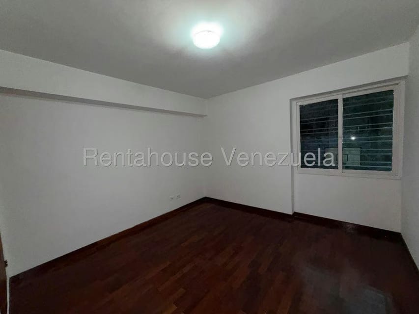 Apartamento (1 Nivel) en Venta en Los Naranjos del Cafetal, Distrito Metropolitano - 21