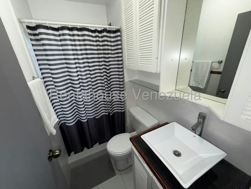 Apartamento (1 Nivel) en Venta en Los Naranjos del Cafetal, Distrito Metropolitano - 30