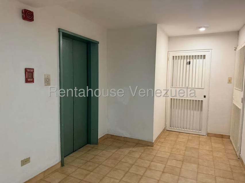 Apartamento (1 Nivel) en Venta en Los Naranjos del Cafetal, Distrito Metropolitano - 6