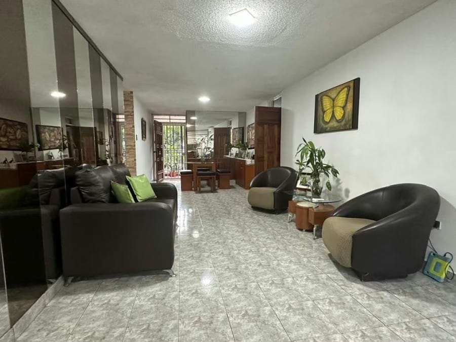 Apartamento en Venta en Urb. Sabana Larga Valencia - 4
