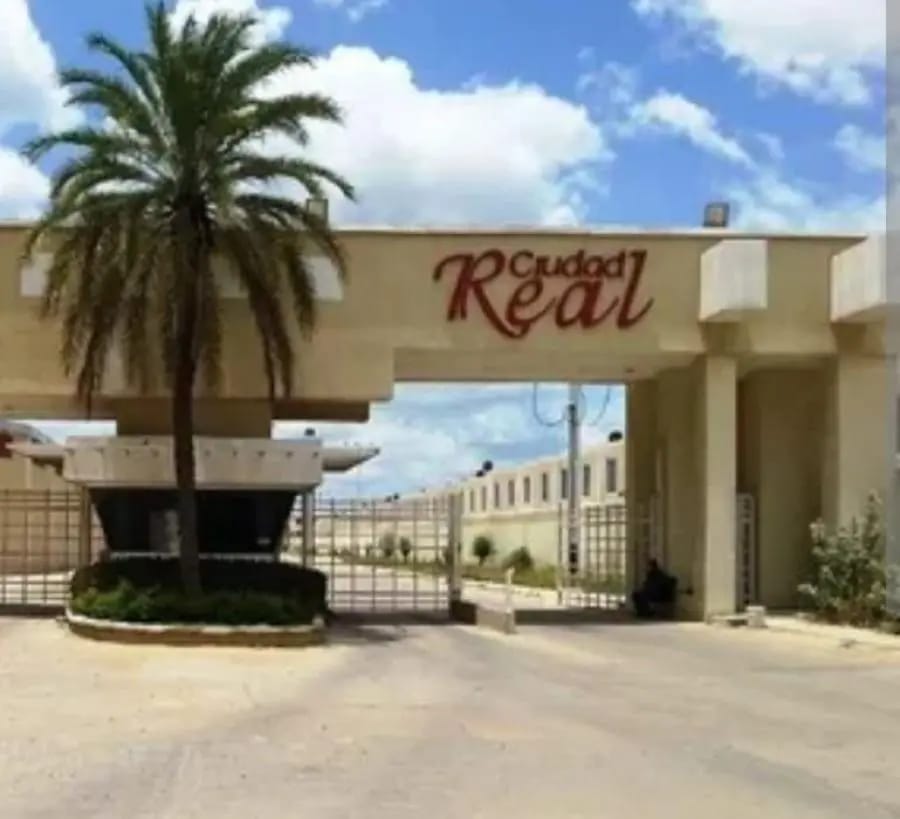 Casa en Venta en Lechería - 2