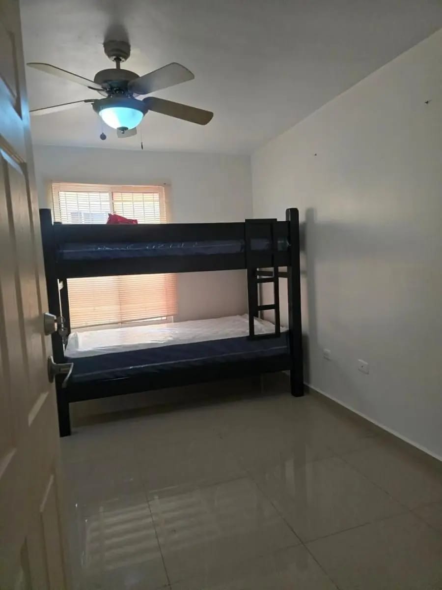 Casa en Venta en Lechería - 4