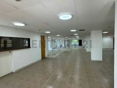 Local en alquiler Centro empresarial Teramo, Avenida Principal de Lechería - 8