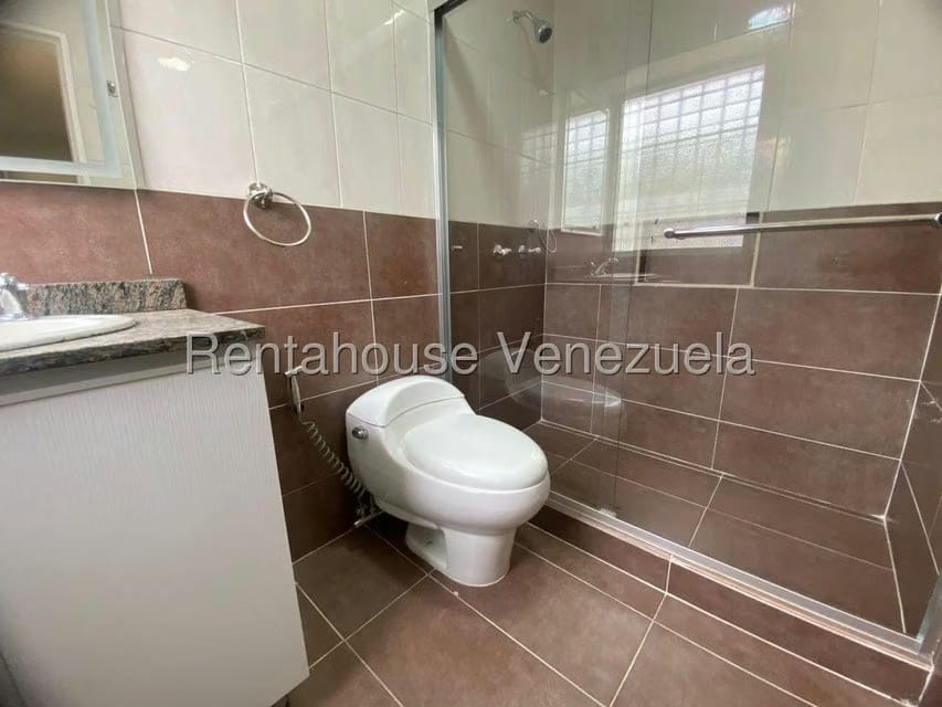 Apartamento (1 Nivel) en Alquiler en Santa Fe Norte, Distrito Metropolitano - 11