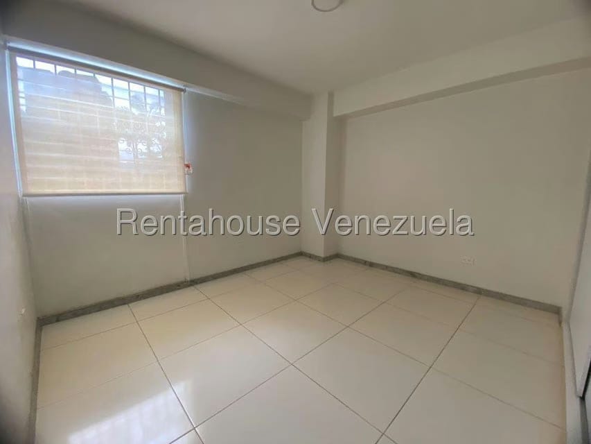 Apartamento (1 Nivel) en Alquiler en Santa Fe Norte, Distrito Metropolitano - 16