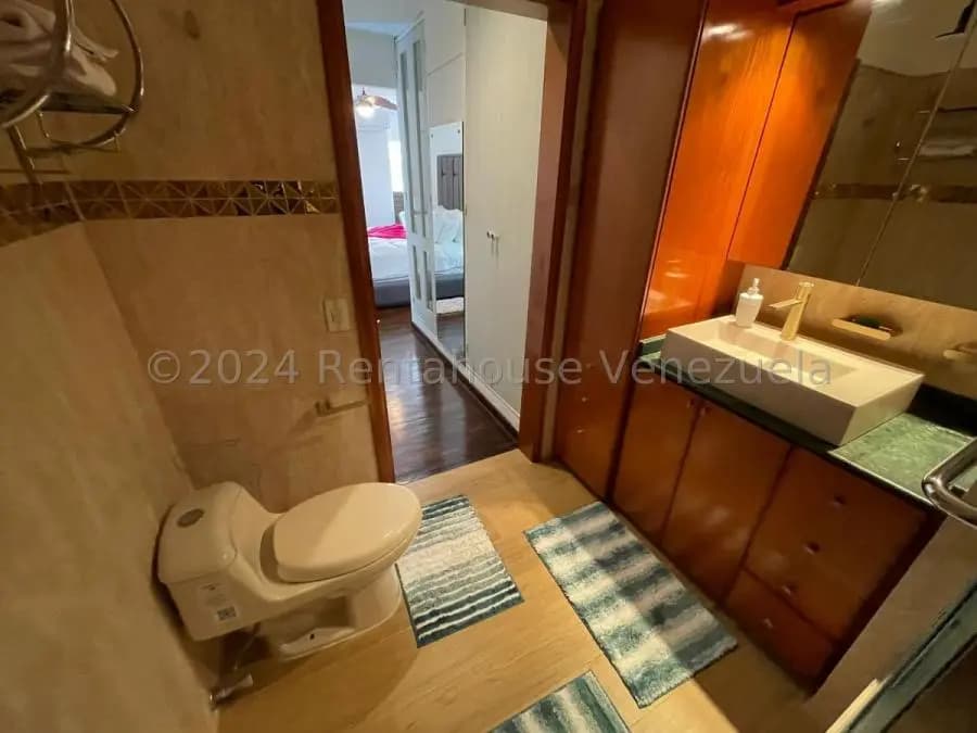 Apartamento en Venta en Las Esmeraldas Caracas - 3
