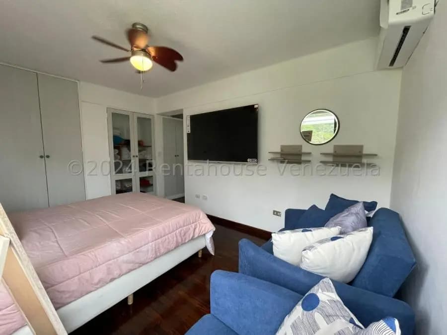 Apartamento en Venta en Las Esmeraldas Caracas - 5