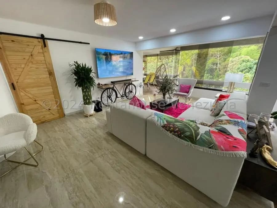 Apartamento en Venta en Las Esmeraldas Caracas - 8