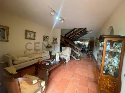 En venta Casa para remodelar en Monte Alto. Baruta - 6