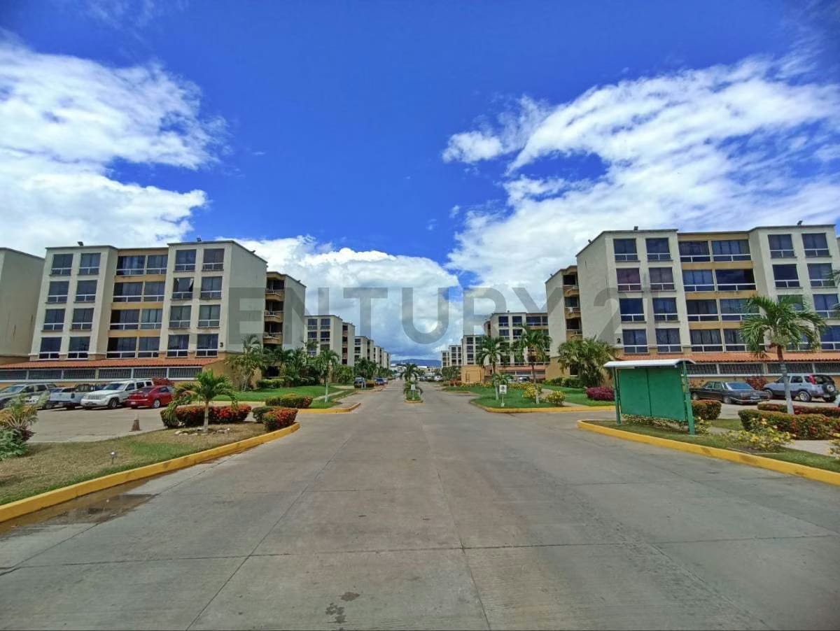 Venta Apartamento Planta Baja Conjunto Residencial Aves Suites, Barcelona