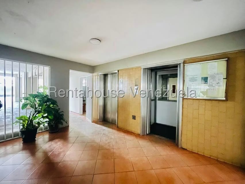 Apartamento (1 Nivel) en Alquiler en Andres Bello, Aragua - 2